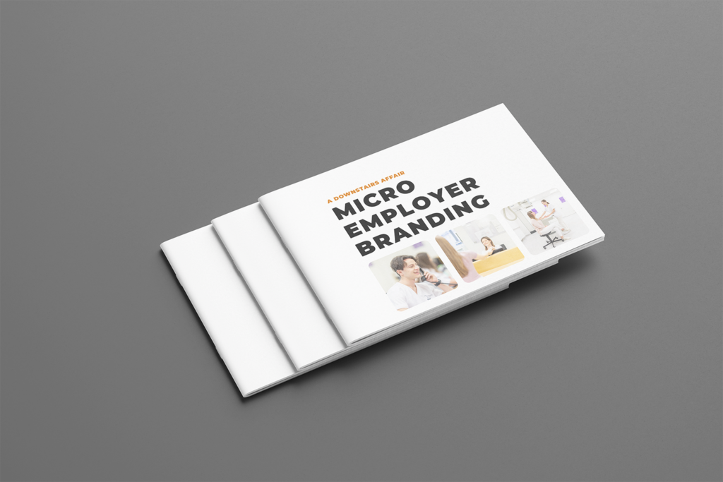 Mockup einer Broschüre mit dem Titel Micro Emplyoer Branding.
